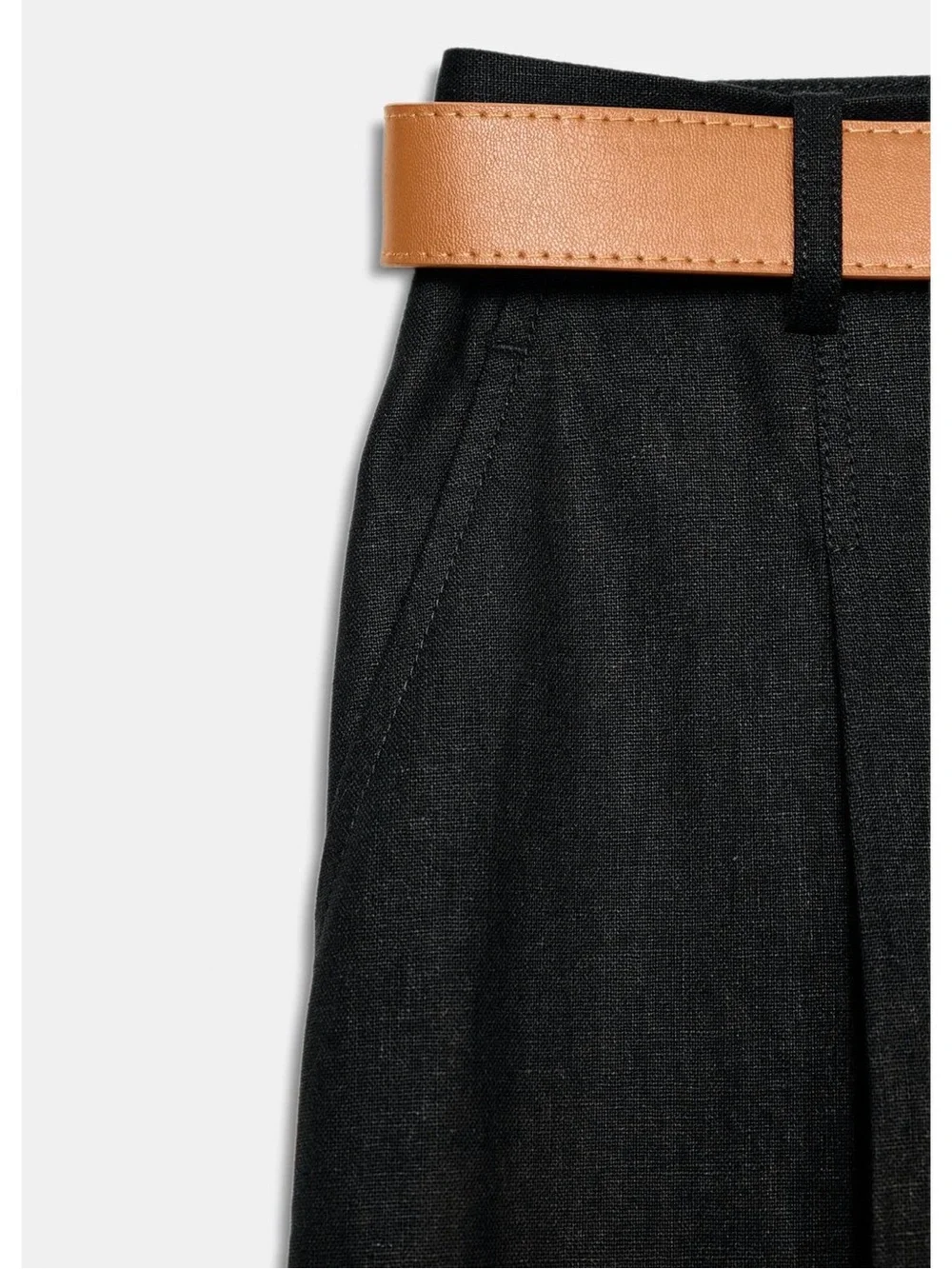 NWT - Zara Women Linen Pants with Belt - Super Trendy!